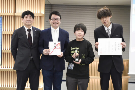 クリエイティブ最優秀賞を受賞した加藤歩夢さん